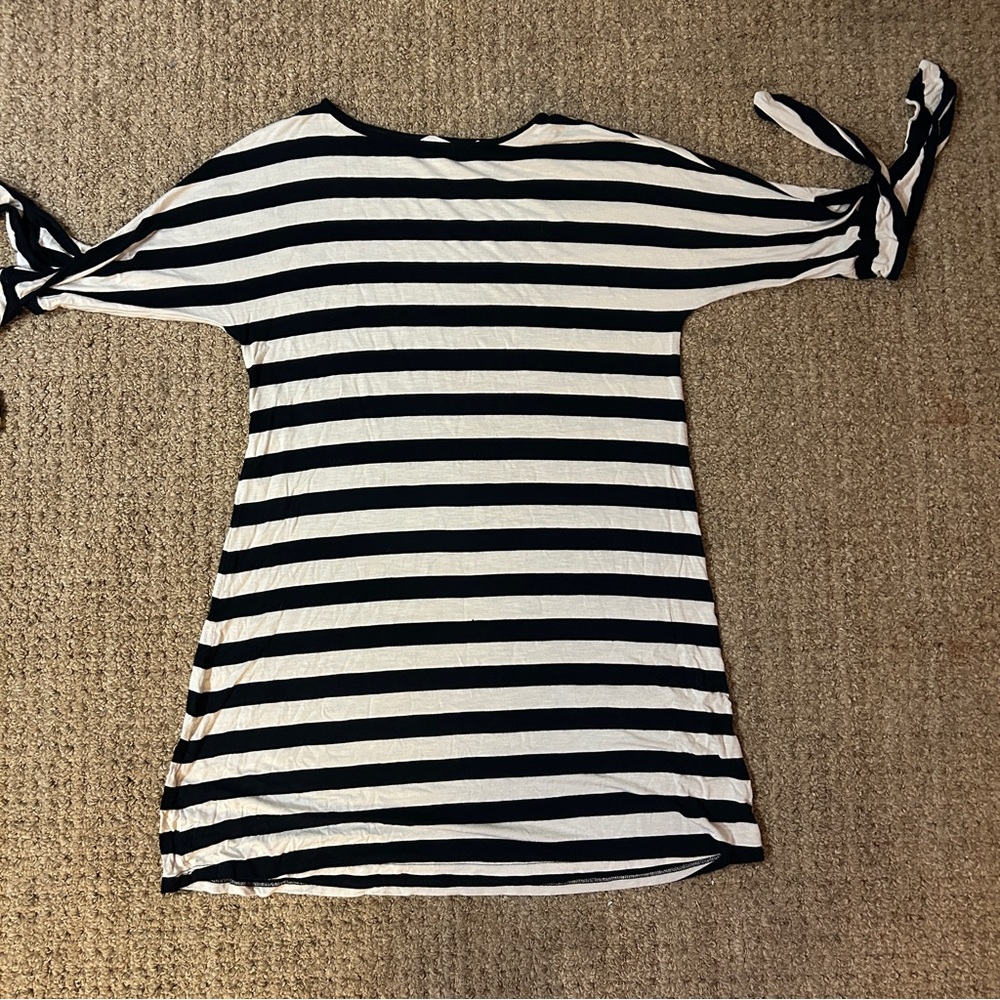 Soft Surroundings Women’s PM Striped Tunic Top Tassele Sleeve Black/White